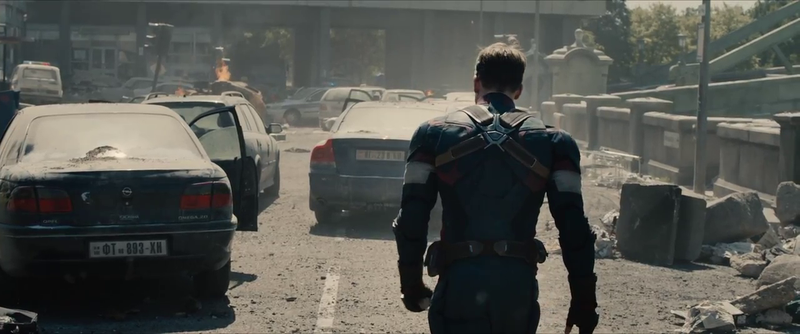 Illustration for article titled Avengers Age of Ultron Trailer Screengrabs: There are no strings